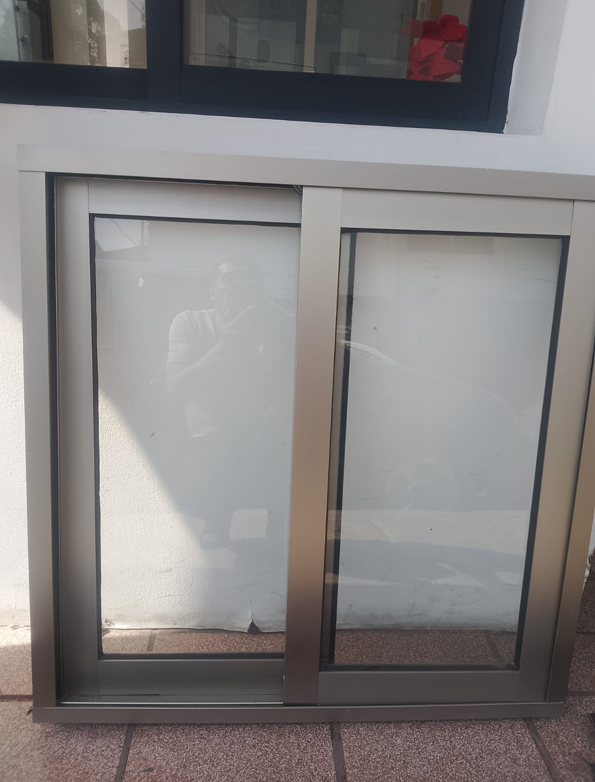 Trabajo de aluminio y cancelería